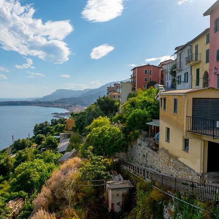 Апартаменты Total Sea View Grimaldi Вентимилья Экстерьер фото